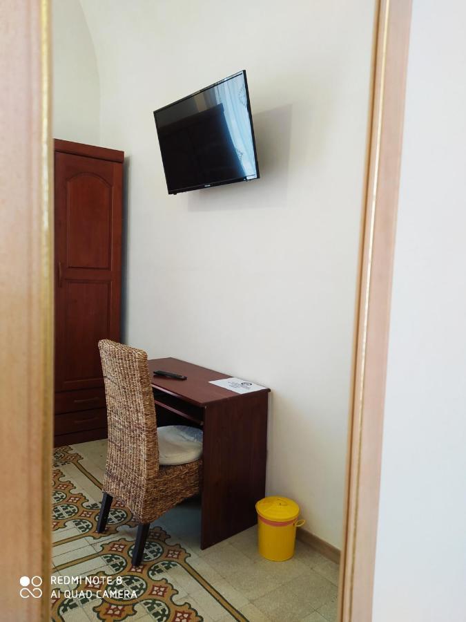 Agli Antichi Quartieri Apartments & Room Алькамо Екстер'єр фото