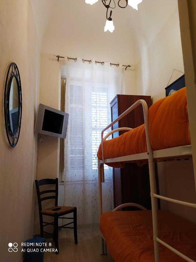 Agli Antichi Quartieri Apartments & Room Алькамо Екстер'єр фото